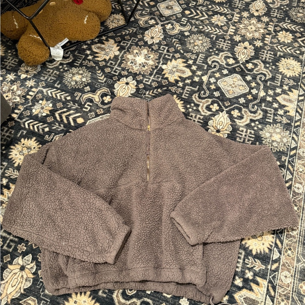 Old Navy Brown Women's Sherpa sweatshirt